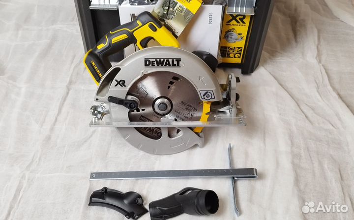 Аккумуляторная дисковая пила dewalt DCS570NT