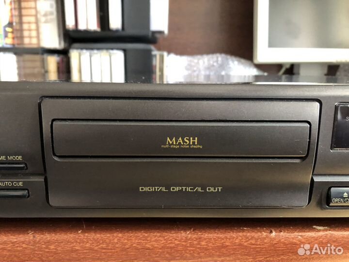 Technics SL-PG490 CD plyer в хорошем состоянии