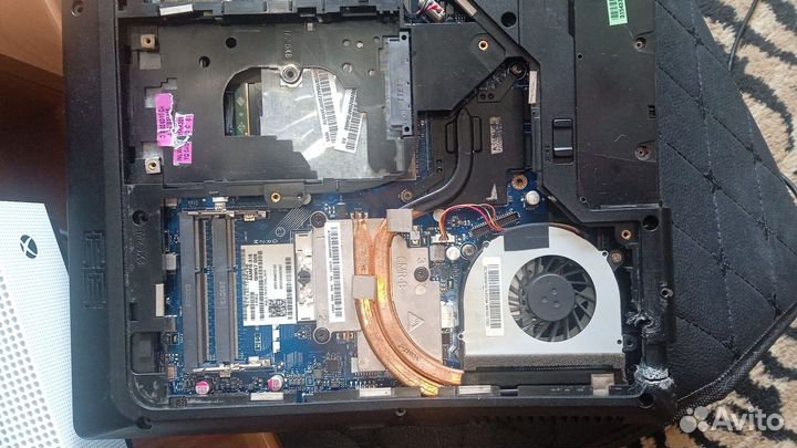 Ноутбук на запчасти
