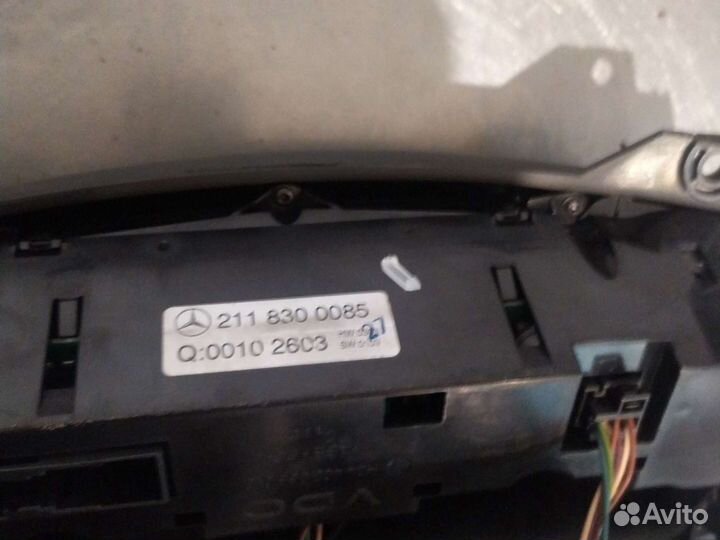 Блок управления климатом Мерседес е211