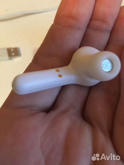 Беспроводные наушники новые