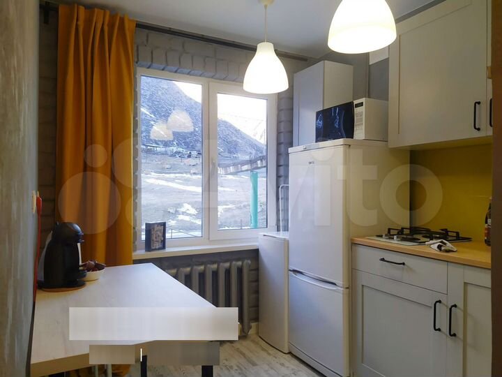 2-к. квартира, 43 м², 1/5 эт.