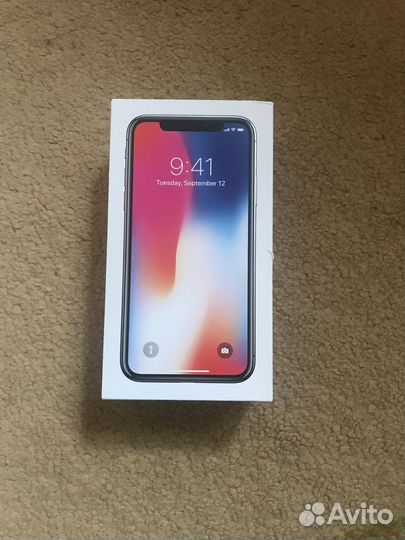 Коробки от айфона 10 и 6с