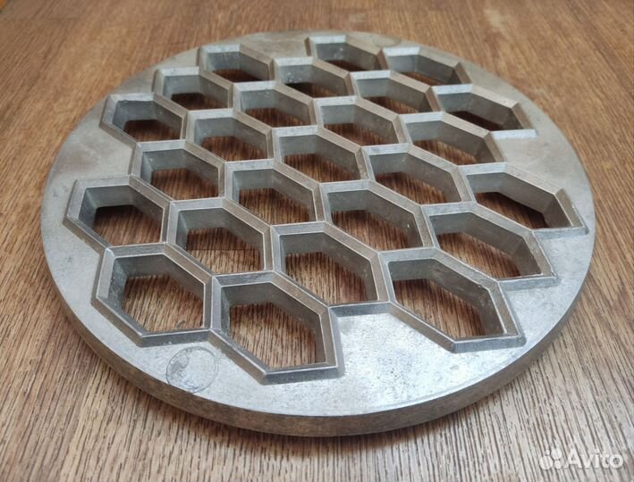 Форма для вареников, вареничница, варенница