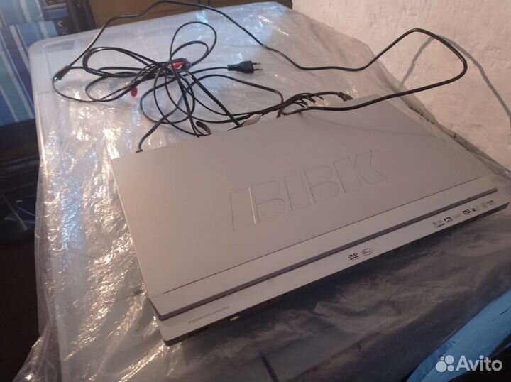 DVD плеер и колонка