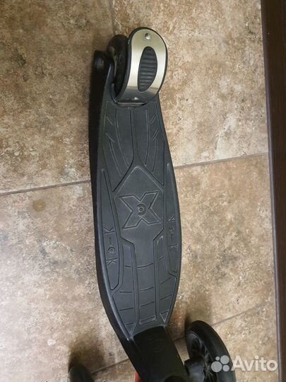 Самокат maxi micro, до 12 лет, черный