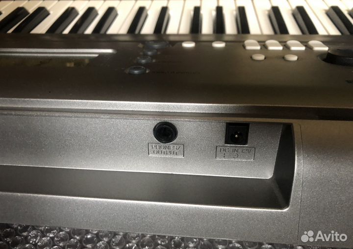 Синтезатор yamaha psr r300