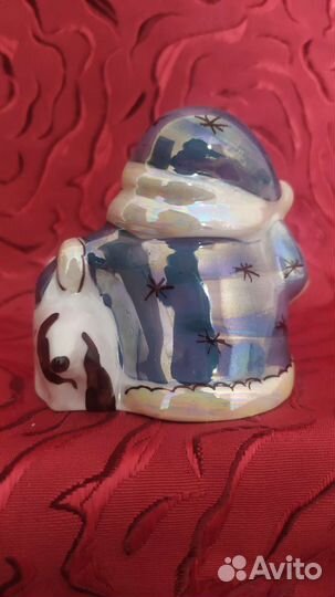 Статуэтка фарфор