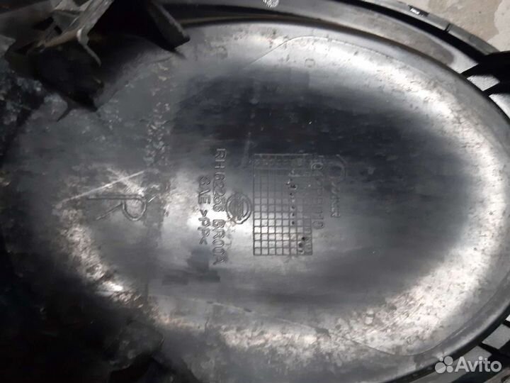 Заглушка бампера правая Nissan Qashqai J10