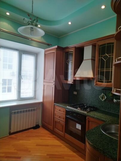 3-к. квартира, 80 м², 3/3 эт.