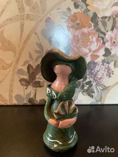 Винтажная статуэтка R.D