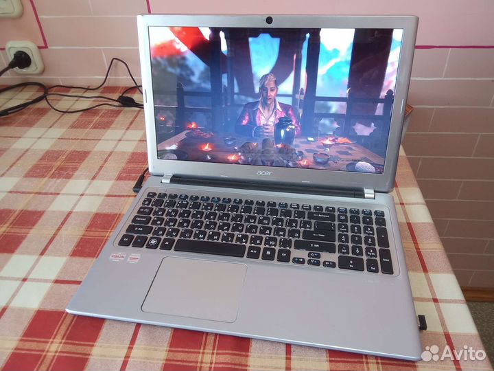 Тонкий мощный Acer