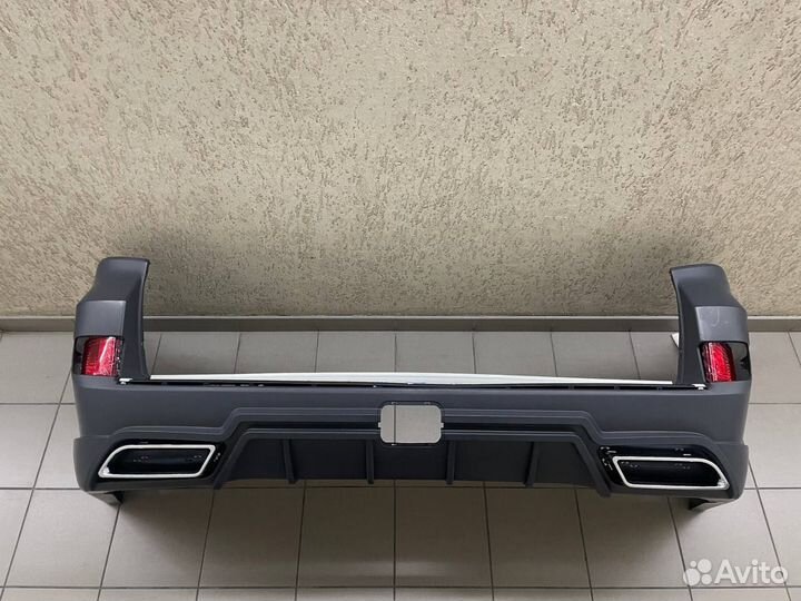 Land Cruiser 200 2016+ Задний бампер Limgene N1QB1