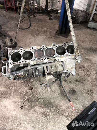 Блок двигателя BMW 5 E39 M52 2.5I один ванос