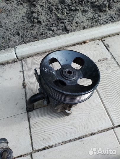 Насос гидроусилителя на Hyundai Grand Starex H-1