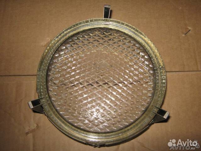 Конфетница из стекла, обрамлена металлом. СССР