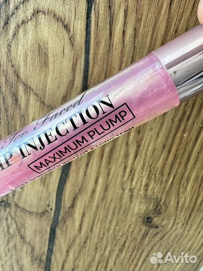 Too Faced Lip Injection Maximum Plump блеск