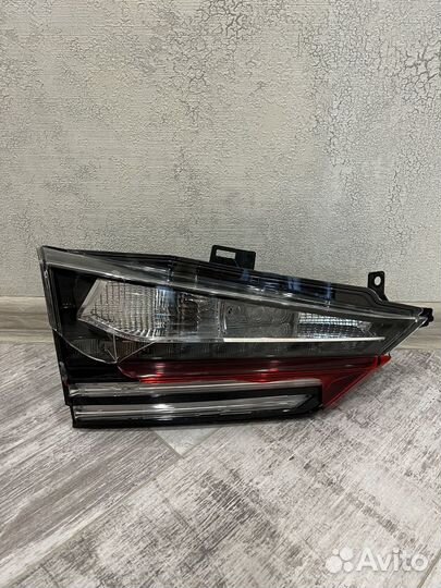 Фонарь задний левый lexus rx4