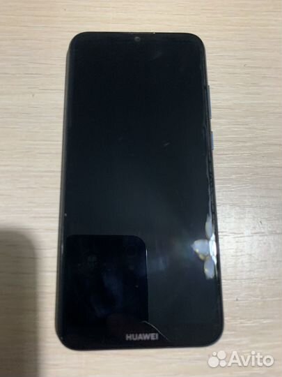 HUAWEI Y6 (2019), 2/32 ГБ