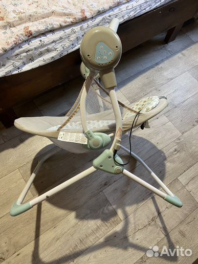 Детская электрическая качель