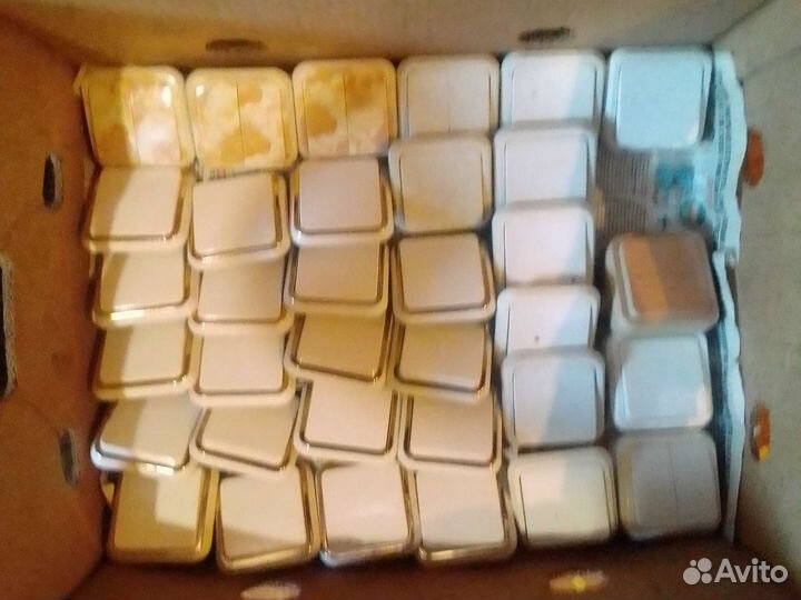 Розетки и выключатели