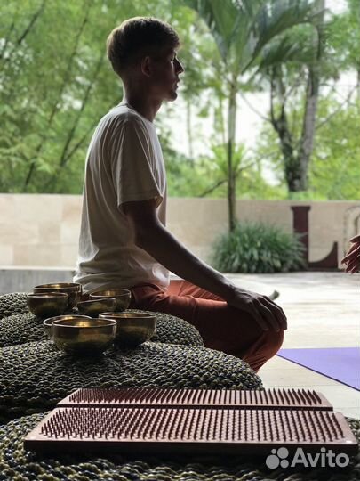 Гвоздестояние, массаж поющими чашами, Soundhealing