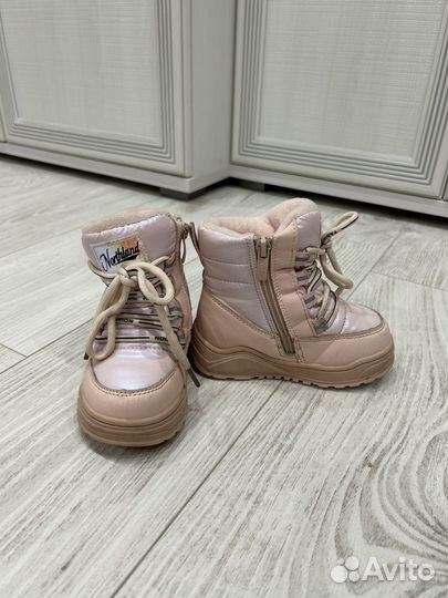 Ботинки зимние для девочки 23