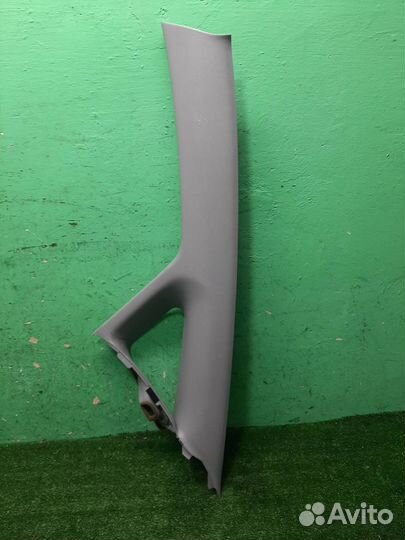 Обшивка левой стойки Honda Jazz 2004