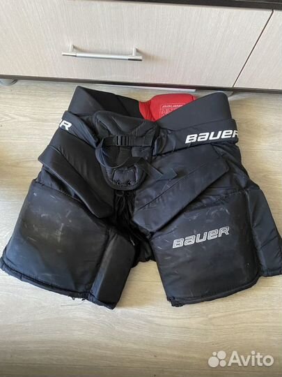 Вратарские шорты Bauer и нагрудник Bauer