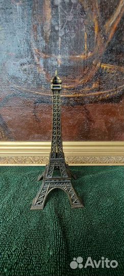 Металическая статуэтка Эйфелева башня