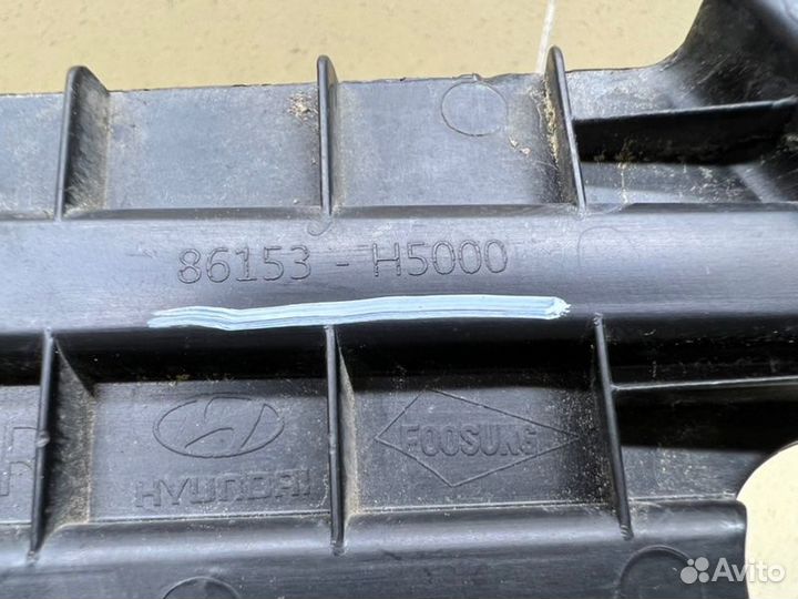 Накладка (кузов наружные) Hyundai Solaris седан