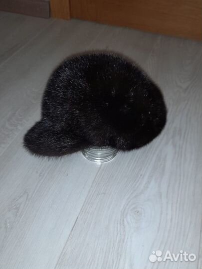 Берет и шапка