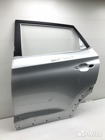 Дверь задняя левая Hyundai Tucson 3
