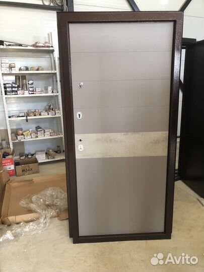 Входные двери Аргус и Берлога со склада