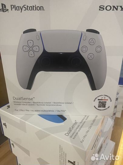 DualSense для PS5 белый новый оригинал