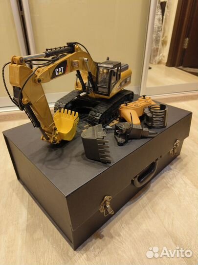 Экскаватор huina 1580 RC