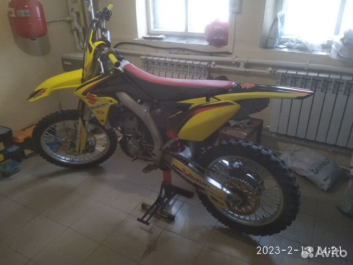 Suzuki rmz-250
