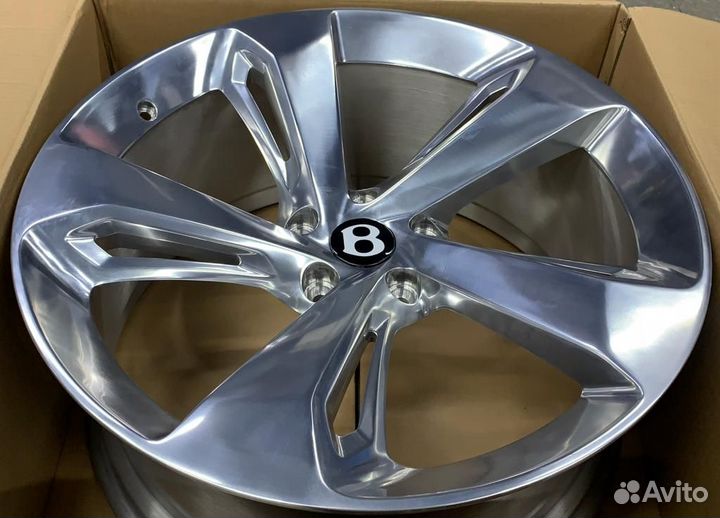 Комплект летних колес bentley бентли bentayga R22