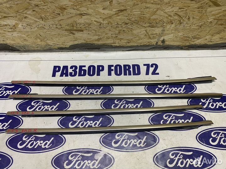 Молдинг стекла двери Ford Focus 3 хром