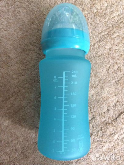 Бутылочка для кормления