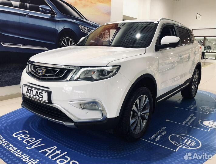 Джили новгород. Geely Джулиан. Haval Geely. Geely Atlas Pro серый. Geely Atlas Pro Курлей.