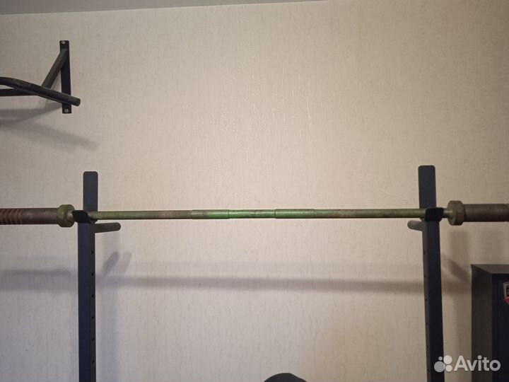 Стойки и скамья для жима штанги, штанга
