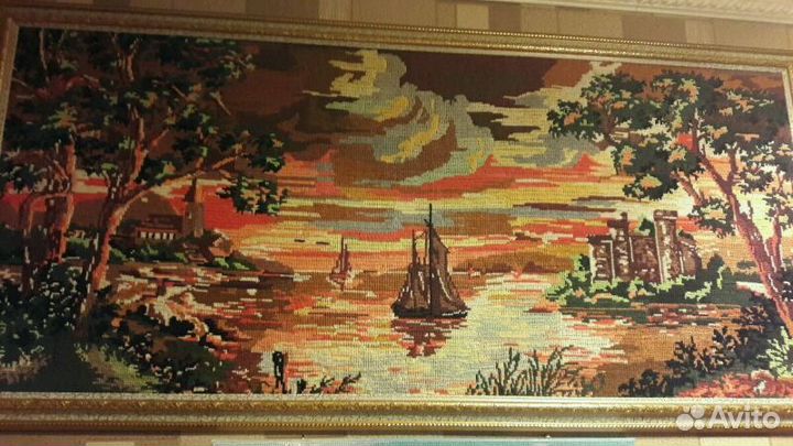 Картина, вышитая крестиком 