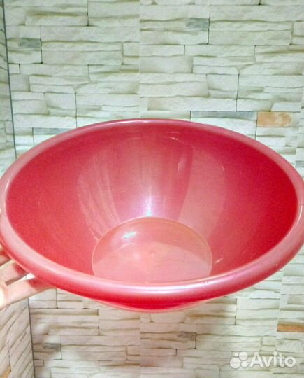 Салатница 5л. новые