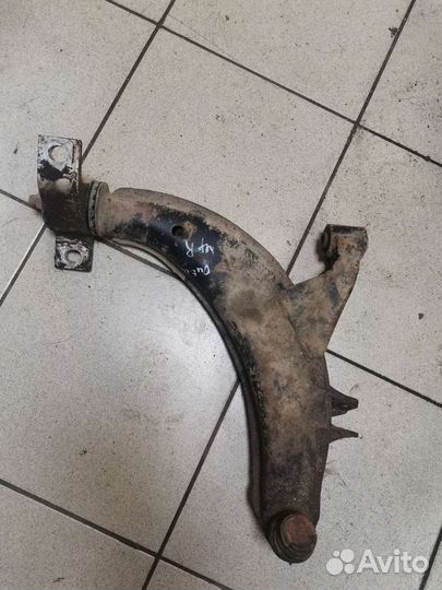 Рычаг передний правый Subaru