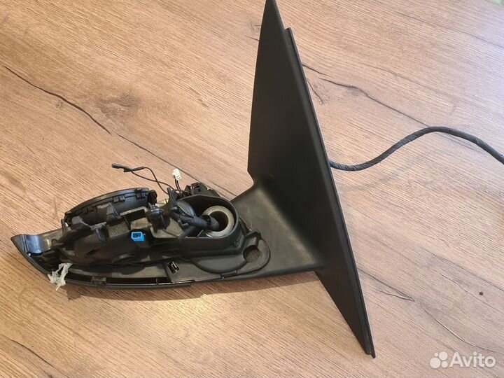 Зеркало боковое переднее правое Mercedes C200 204