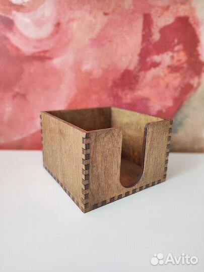Салфетница из дерева