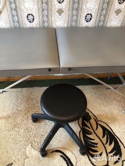 Массажная кушетка