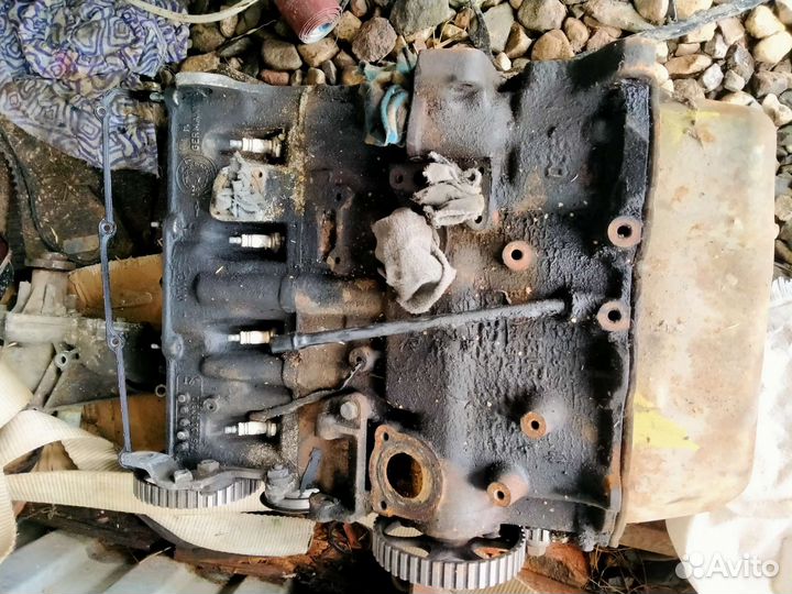 Двигатель Audi 80