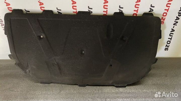 Шумоизоляция капота Audi A4 B8 2.0 tfsi